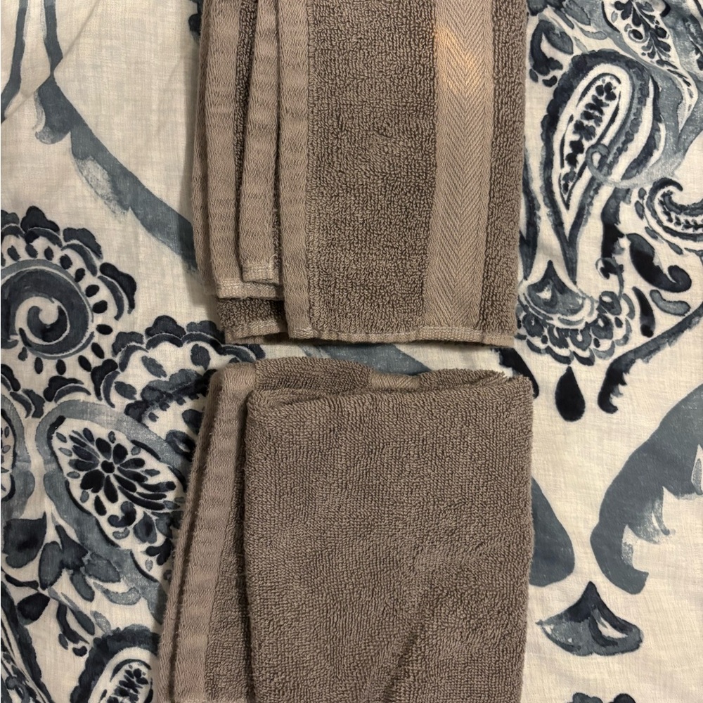 Gray Hand Towels